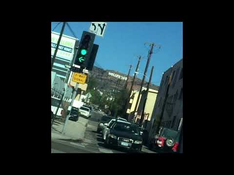 SMOKEASAC - Hollywood (prod. SMOKEASAC)