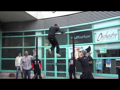 Bar-Monkeyz Show à Massy Palaiseaux