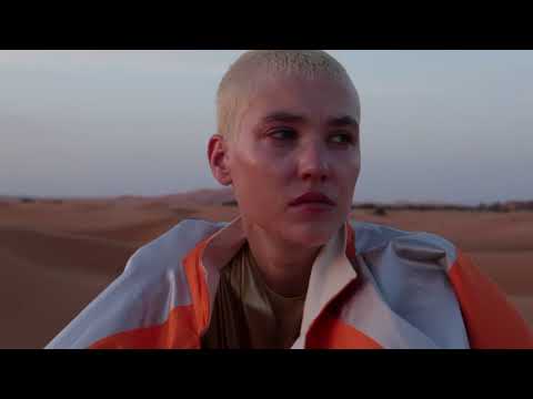 THE DAY WE LEAVE EARTH