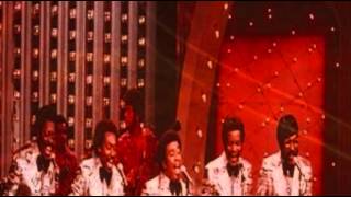 The Spinners (Live) Love Don&#39;t Love Nobody