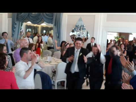 INGRESSO ALL'AMERICANA SPOSI AMICI E TESTIMONI - PLAZA VASTO - ANIMAZIONE FRANCESCO BARATTUCCI