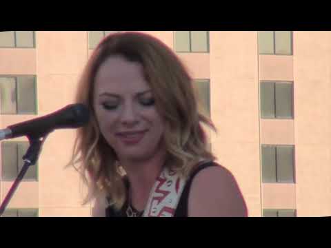 Samantha Fish - 8 Songs LIVE ! in 2-0-1-5 !! On-The-Roof, Plaza Hotel, Las Vegas - musicUcansee.com