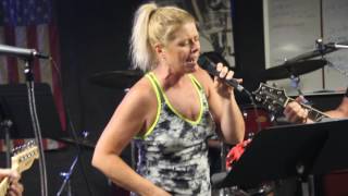 A Little Bit of Love (Wynonna Judd) peformed by Paul, Larry, Jeannie, Joel, & Jerry