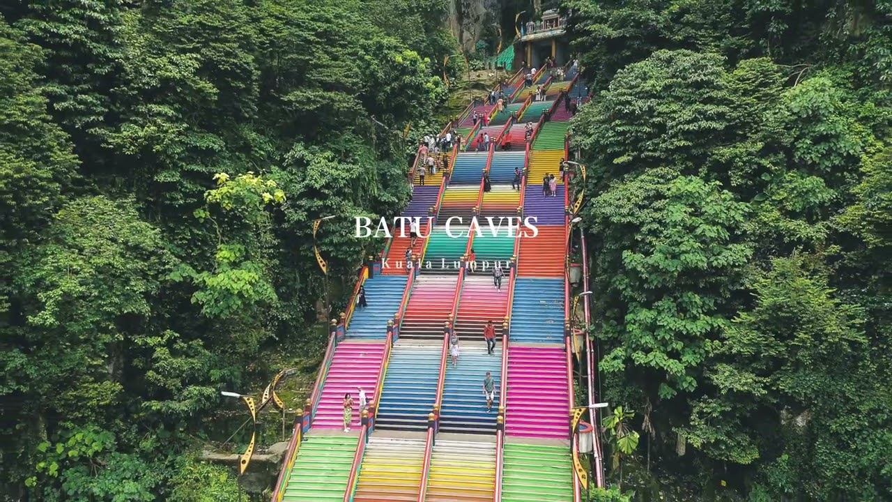 Behold the sky view panorama of Batu Caves!