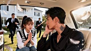 💥 To Escape a Forced Marriage, She Accidentally Jumps into a Cold CEO’s Car—Love Blossoms!