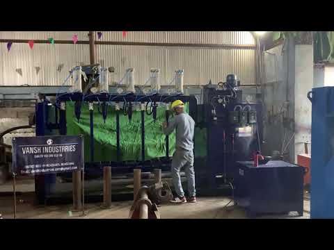 Tilting hydrostatic testing machine