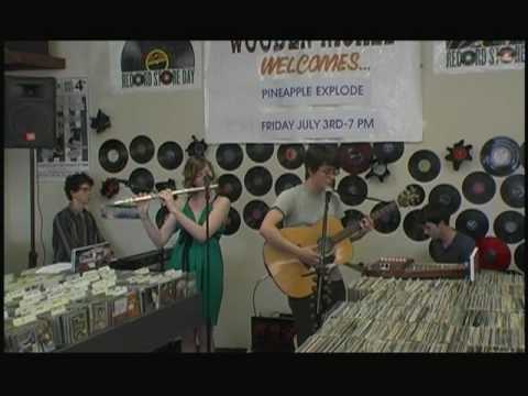 2009 PINEAPPLE EXPLODE @ WOODEN NICKEL MUSIC