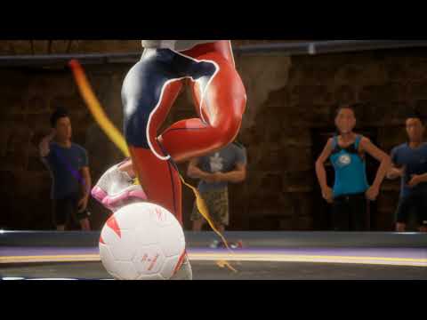 Laura Biondo in Street Power Football making