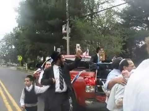 SOI Sephardic Minyan Hachnasat Sefer Torah 9