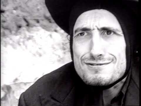 De civitate rei - Antonio Rezza, Flavia Mastrella (1994)