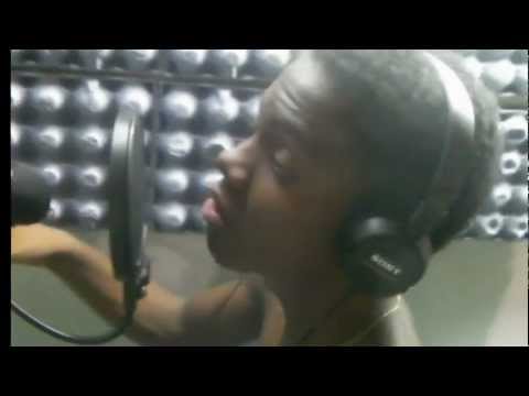 Clip Officiel Krak Mc feat Hatez'Be - Look Me [ 2012 ] [ WeeZzii Movie ] [HD]