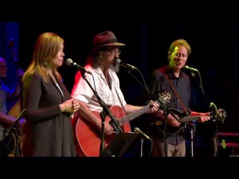 James McMurtry - Deaver's Crossing (eTown webisode #820)
