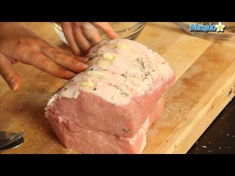 How to Make Apple Saucy Pork Roast