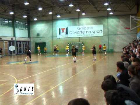 Derby Gniezna MKS MOS Gniezno vs UKS Dąbrówka cz 3