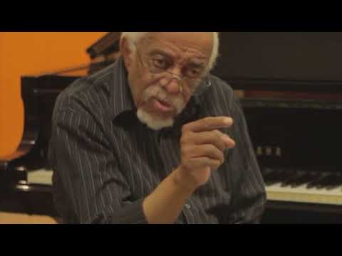 Dr Barry Harris on guitar players