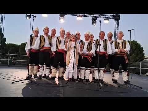 Këngë Labe. Vëllazërimi - Manare Ckerkon Ne Stan