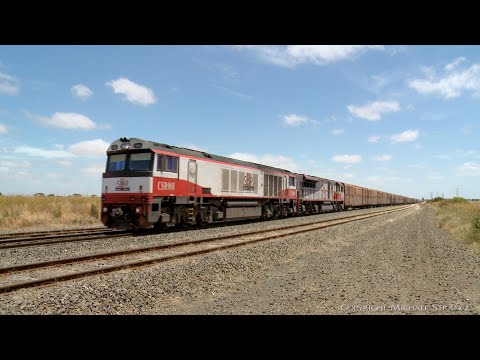2PM9 SCT Freight Train With Boxcars & Containers (23/12/2021) - PoathTV Australian Railways