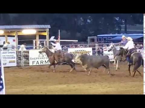 Longbranch Rodeo 2019 - Getting the Bull