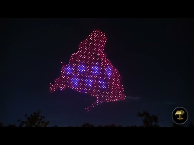 Espectáculo de drones en Madrid por la fiesta del 2 de Mayo