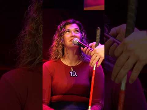 ENTRENADOR Y JUGADORA. #humor #juandavila #standup #comedyvideo #standupcomedy #comico #comediante