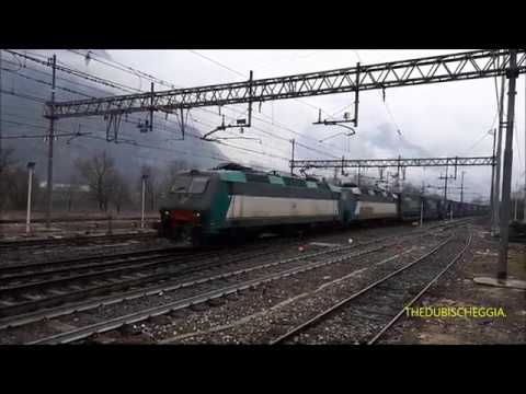 TRENI MERCI IN TRANSITO A PERI (VR) SULLA LINEA DEL BRENNERO. 17 - 3 - 2018.