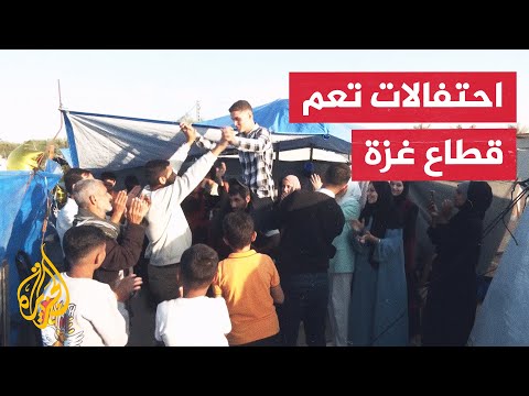 فيديو | عائلات الطلاب الناجحين بالثانوية العامة في غزة يحتلفون بنجاح أبنائهم