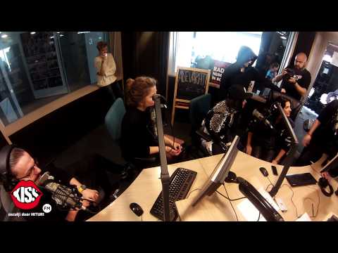 Dimineaţa la Kiss FM cu INNA, Antonia, Dara şi Carla's Dreams