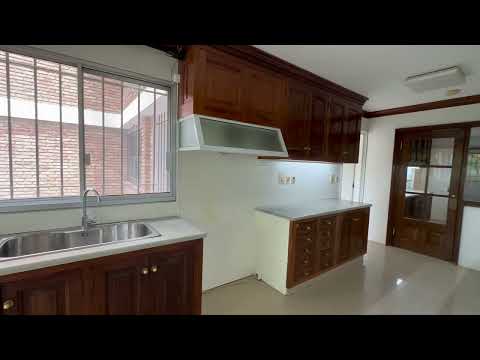 Video de YouTube - Apartamento en Alquiler de 1 dormitorio con  Garage en Punta Carretas, Montevideo