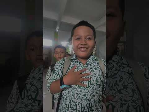 tanya kabar di kelas 1 A SD Islam Aljamal dalam bahasa arab