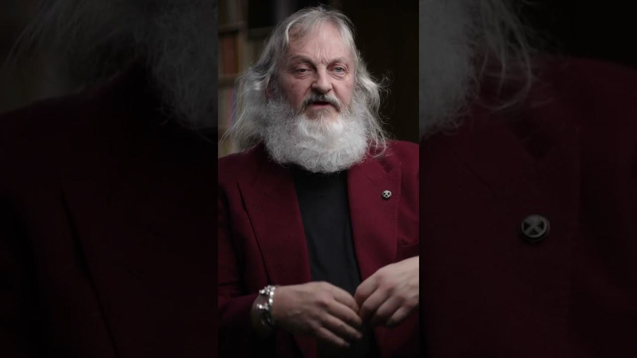 THOUSANDS OF CROP CIRCLES APPEAR | Ancient Aliens | #Shorts | History