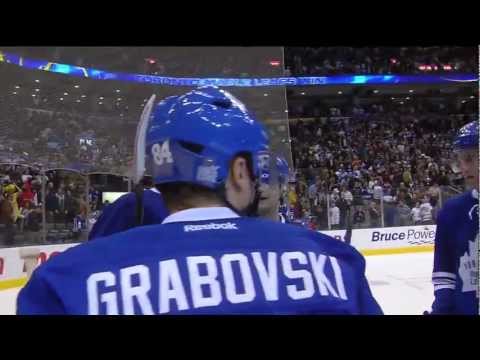 Last Minute of the Third - Pens vs Leafs - Oct 29th 2011 (HD)