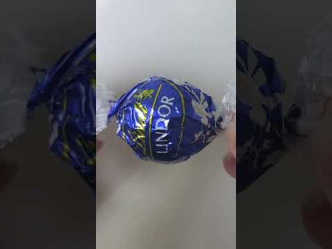 Lindt Lindor - Dark Chocolate Truffle