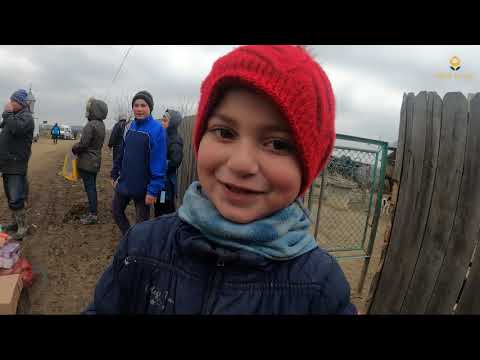 Ne dorim sa fim o mână întinsă pentru cei din jur - Asociația Miros De Cer