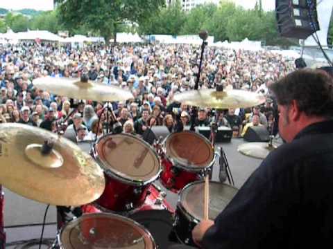 MICHAEL LEASURE DRUM SOLO - WATER FRONT BLUES FEST- WALTER TROUT