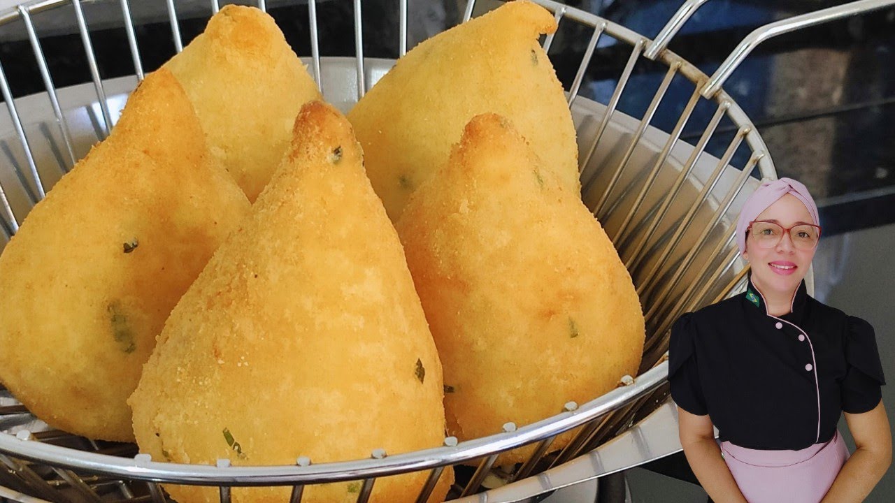 MASSA DE COXINHA FEITO SOMENTE COM MANDIOCA sem farinha de trigo PERFEITA.