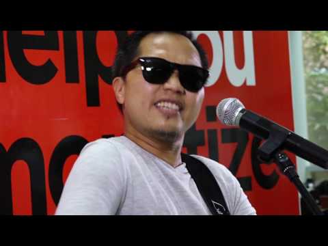 Sandhy Sondoro - Tentang Perasaanmu Live at Uzone.id