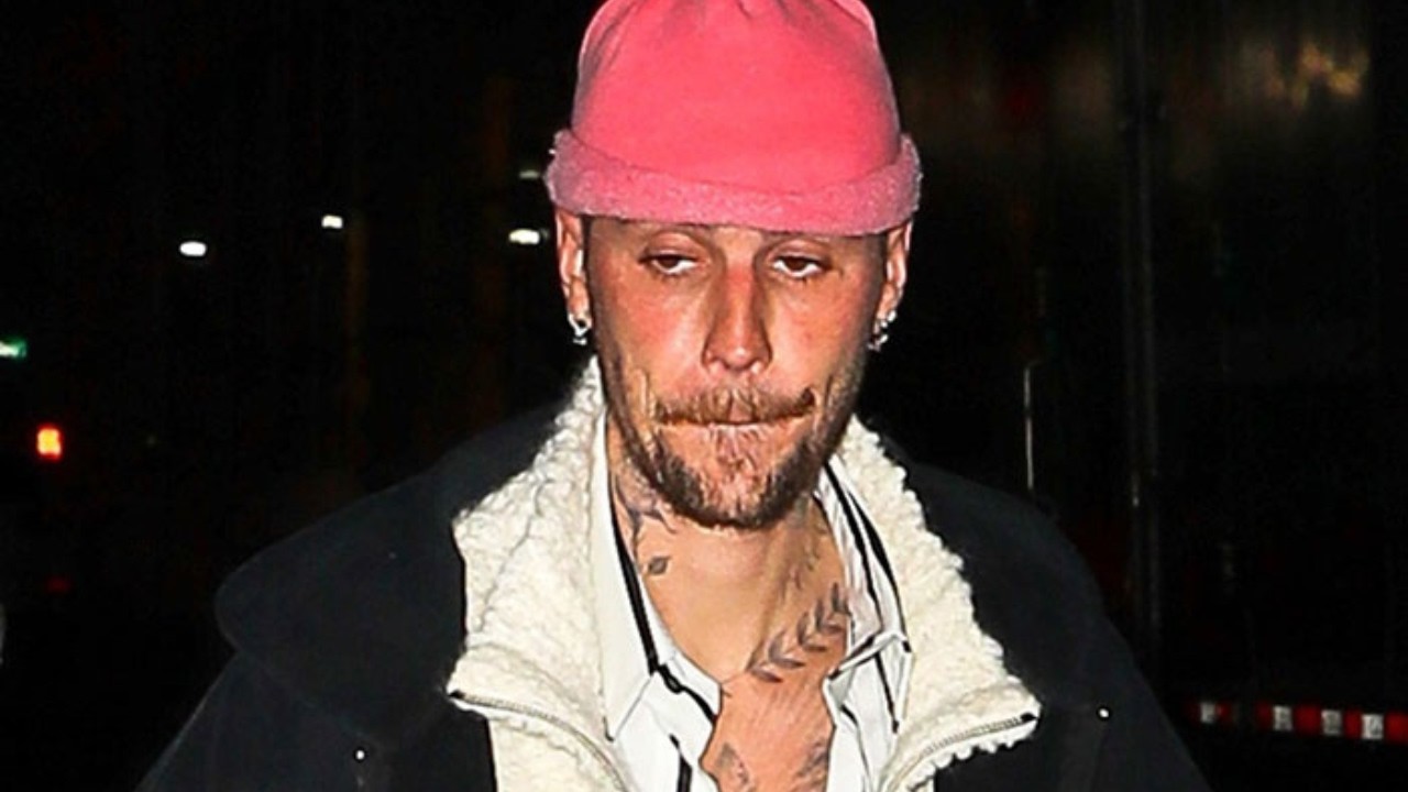 Inside Justin Bieber’s PUBLIC MELTDOWN and Why Hailey Needs to Leave NOW!