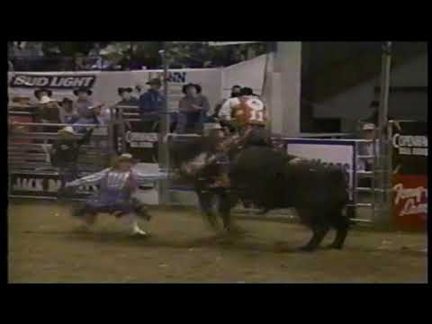 J.W. Hart vs Bossman - 98 PBR Billings (88 pts)
