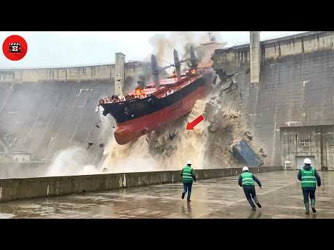 Moments Filmed Seconds Before Disaster | Most Ridiculous Worker Mistakes Caught on Camera