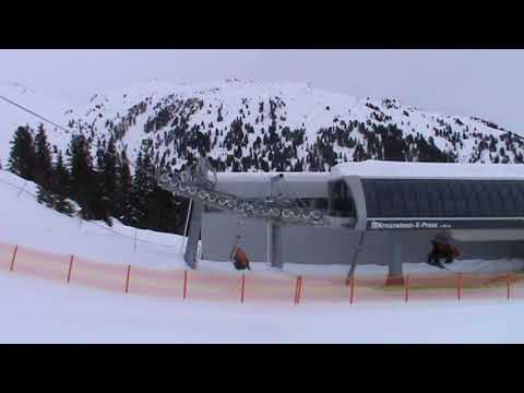 Kreuzwiesn X-Press Talstation - Zillertal Arena