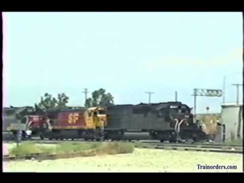 Classic Railroad Series 462 - SP 8247 East at Colton August 12, 1994