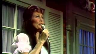 Loretta Lynn You&#39;re Looking At Country