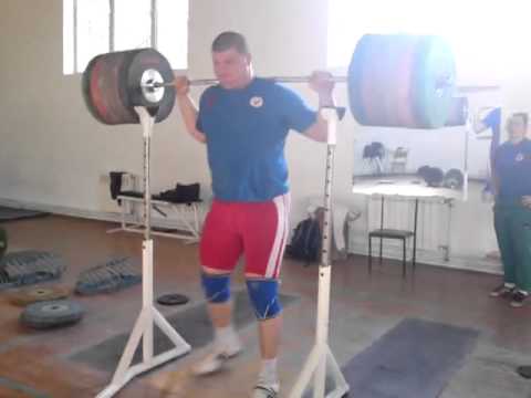 Velichko Cholakov - 325 kg (716 lb) Raw Squat