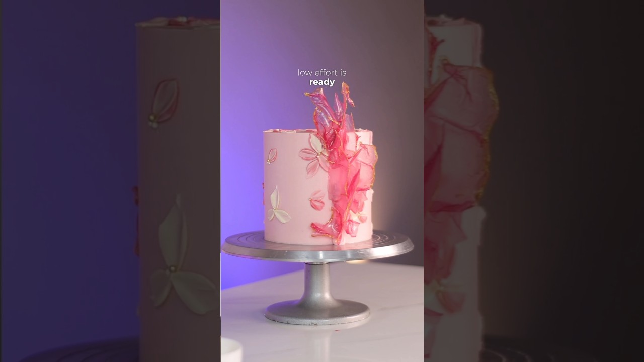 use rice paper to decorate your cakes with no effort