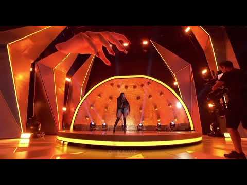 Nicki Minaj & Katy Perry 'Swish Swish' VMAs 2017 Rehearsal