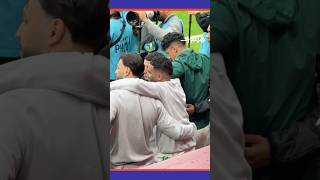 تفاعل محرز وبنسبعيني مع النشيد الوطني الجزائري thumbnail