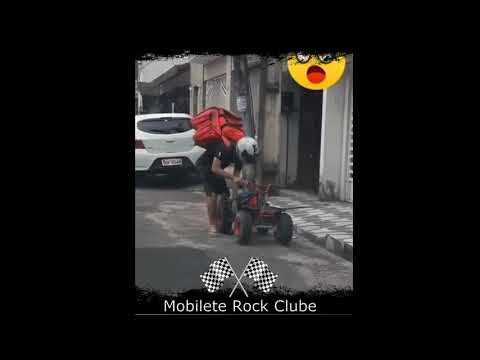 Entregador de Ifood Sempre dá um Jeitinho kkk Mini Moto - Mobilete Rock Clube