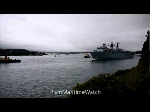 HMS Albion leaving Devonport 19.09.11