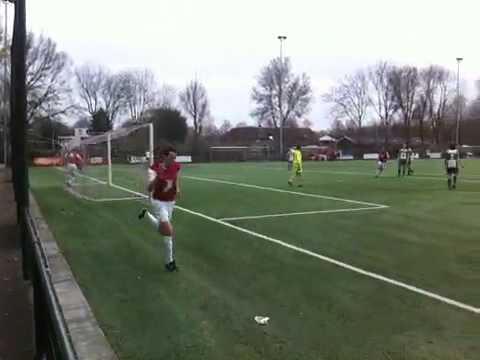 Saestum 1 (zo) vs. Baarn sv 1 (zo) 21-4-2013 14:15