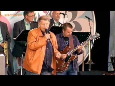 Rock Nalle - Shake A Hand (Live)